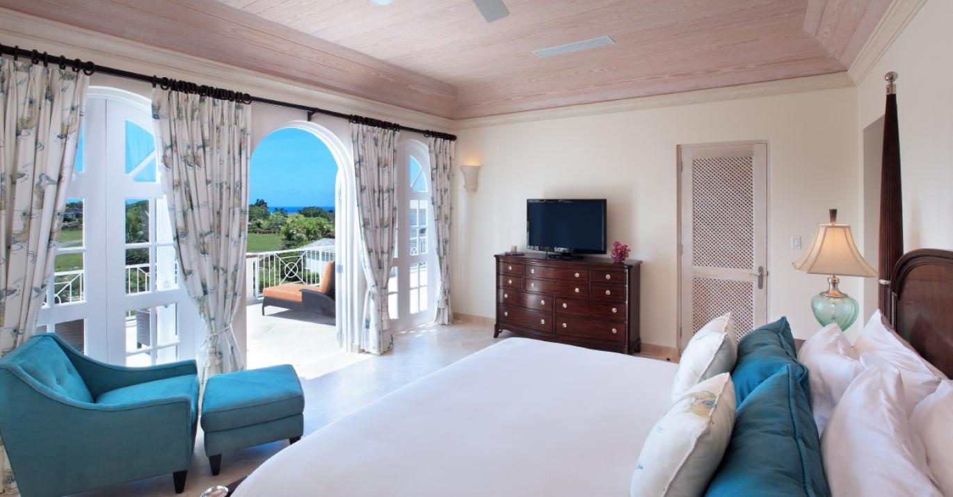 mahogany drive 7 bed 1