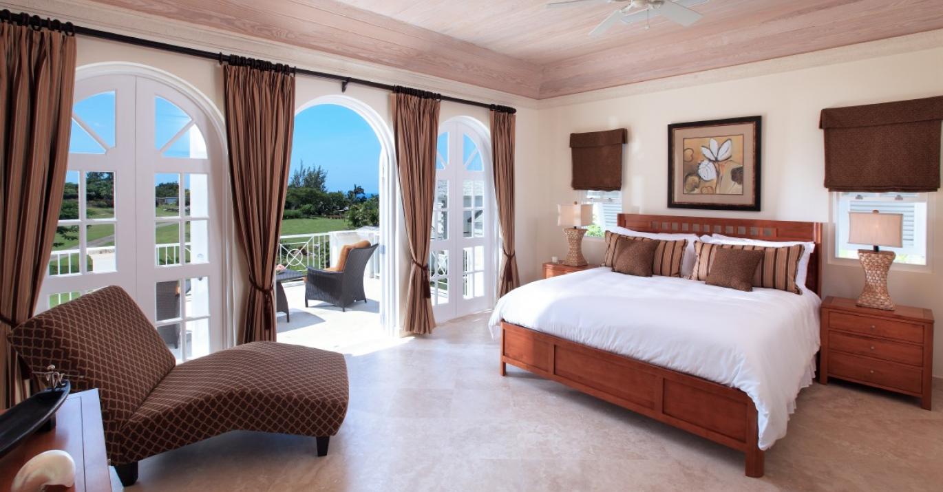 mahogany drive 7 bed 2