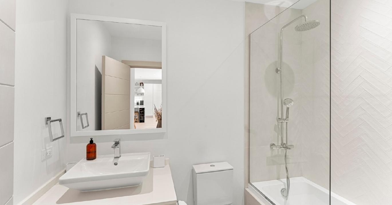 porters place 2 bathroom two