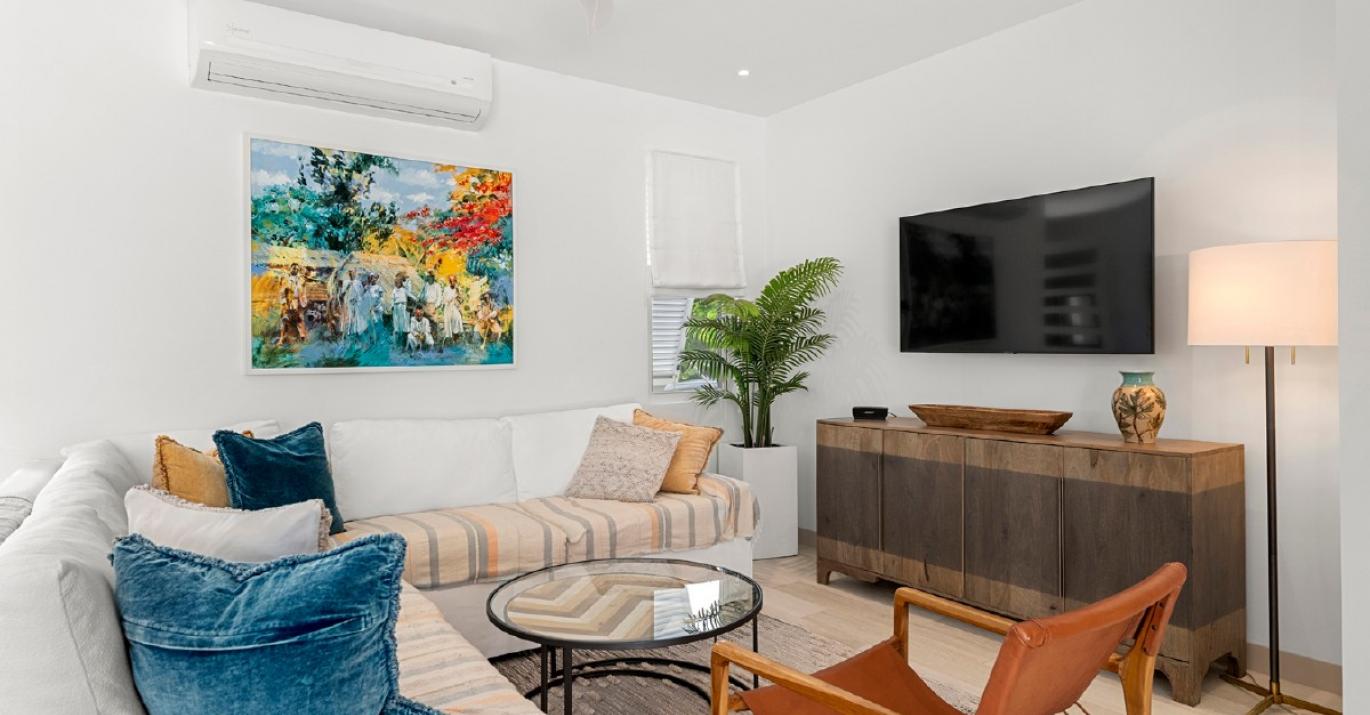 porters place 2 living area