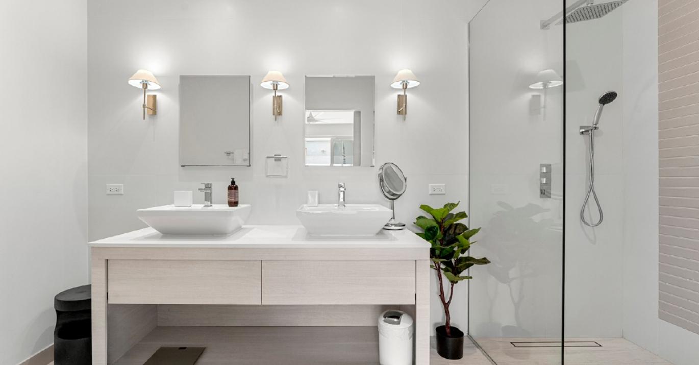 porters place 2 master vanity