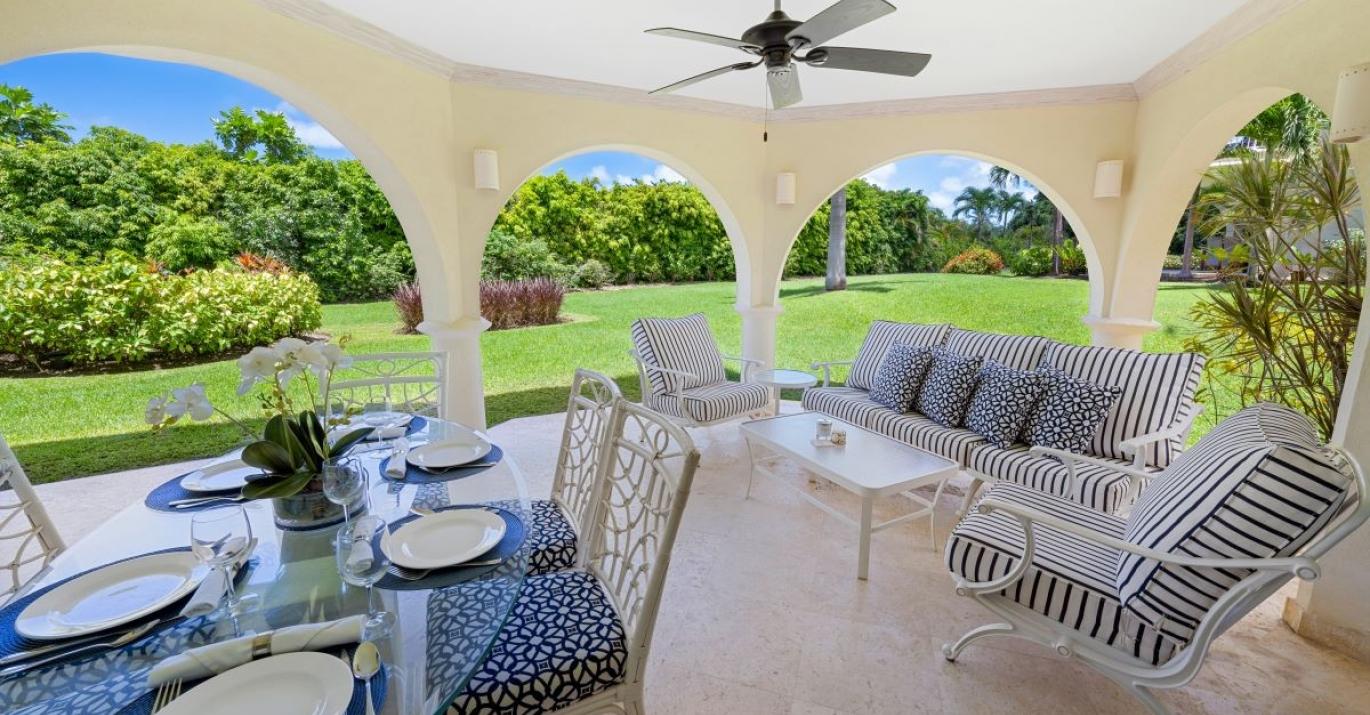 ra214 dining terrace