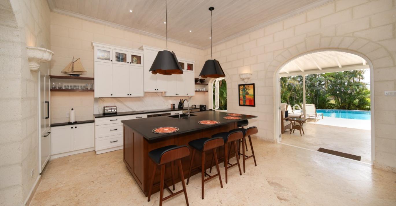 rosa kitchen