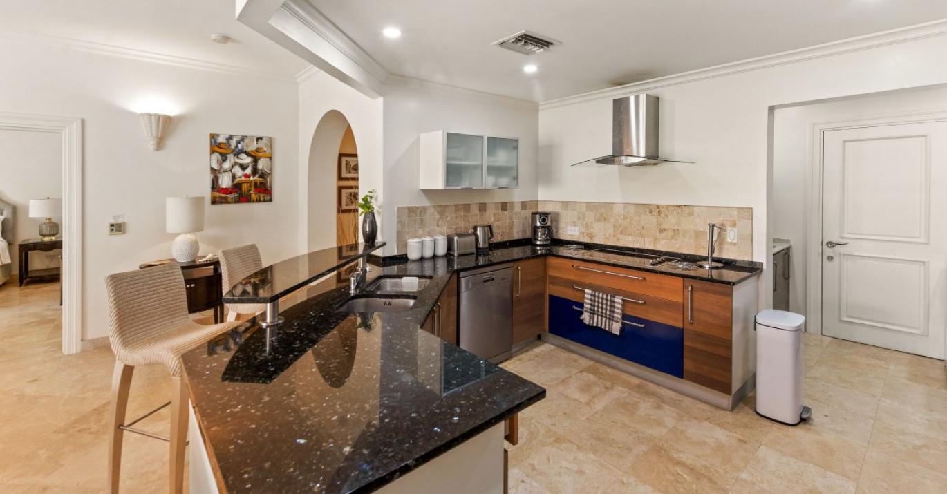 schooner 106 kitchen