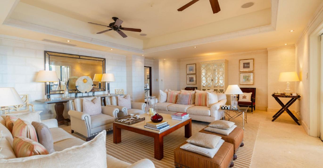 Smugglers 7 living area