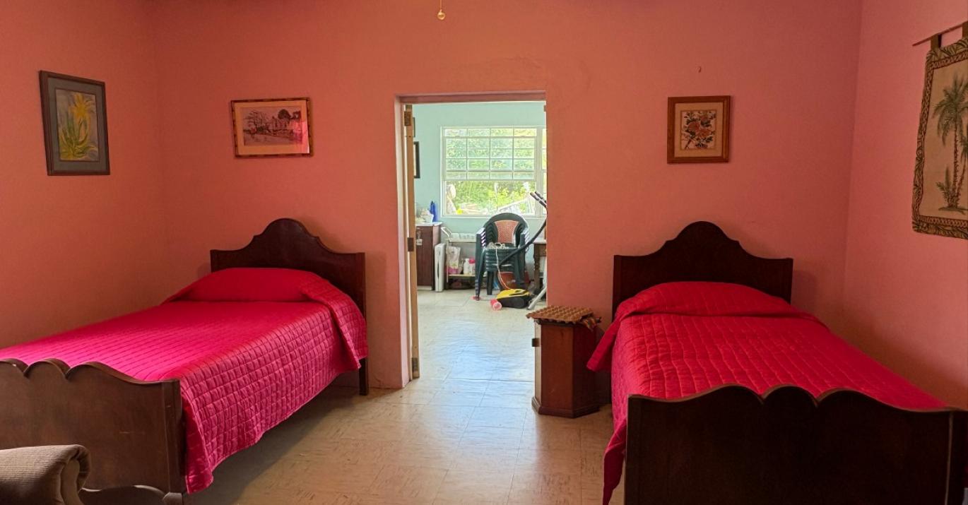 stone twin room