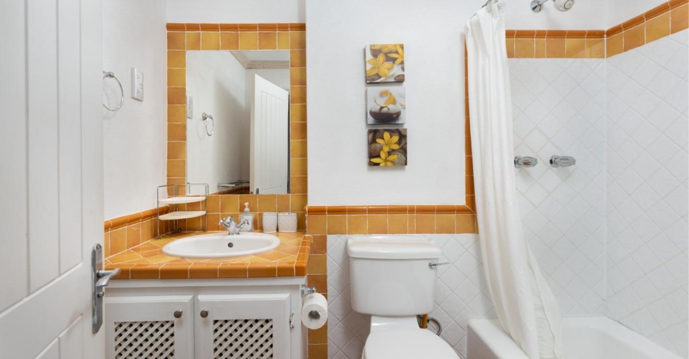 Sugarhill A202 bathroom