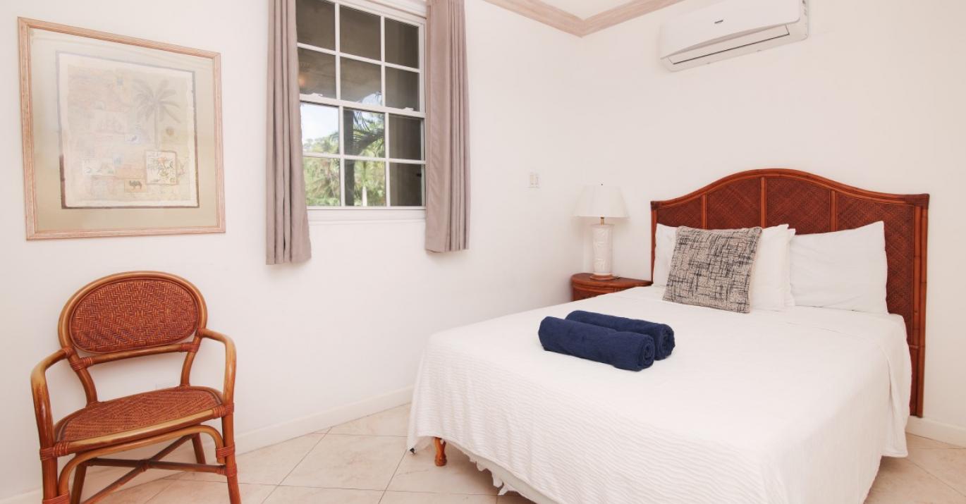 summerland 103 guest bed 1