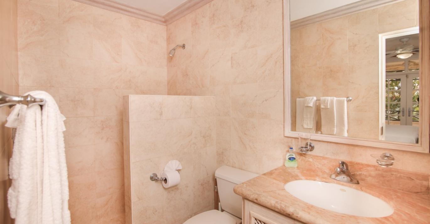 summerland 103 shared shower