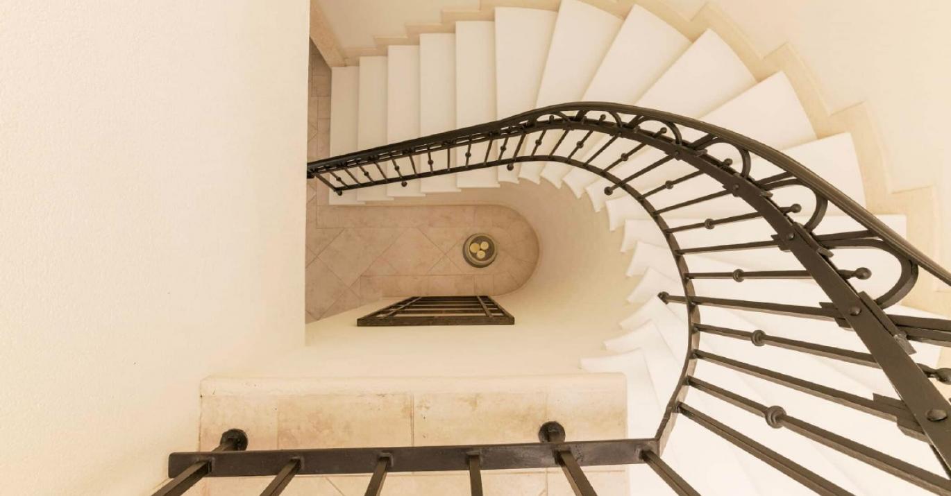 tradewinds spiral staircase