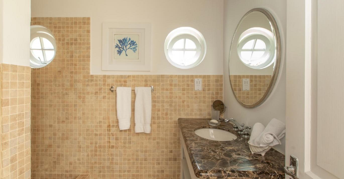 villa hugo cottage bath