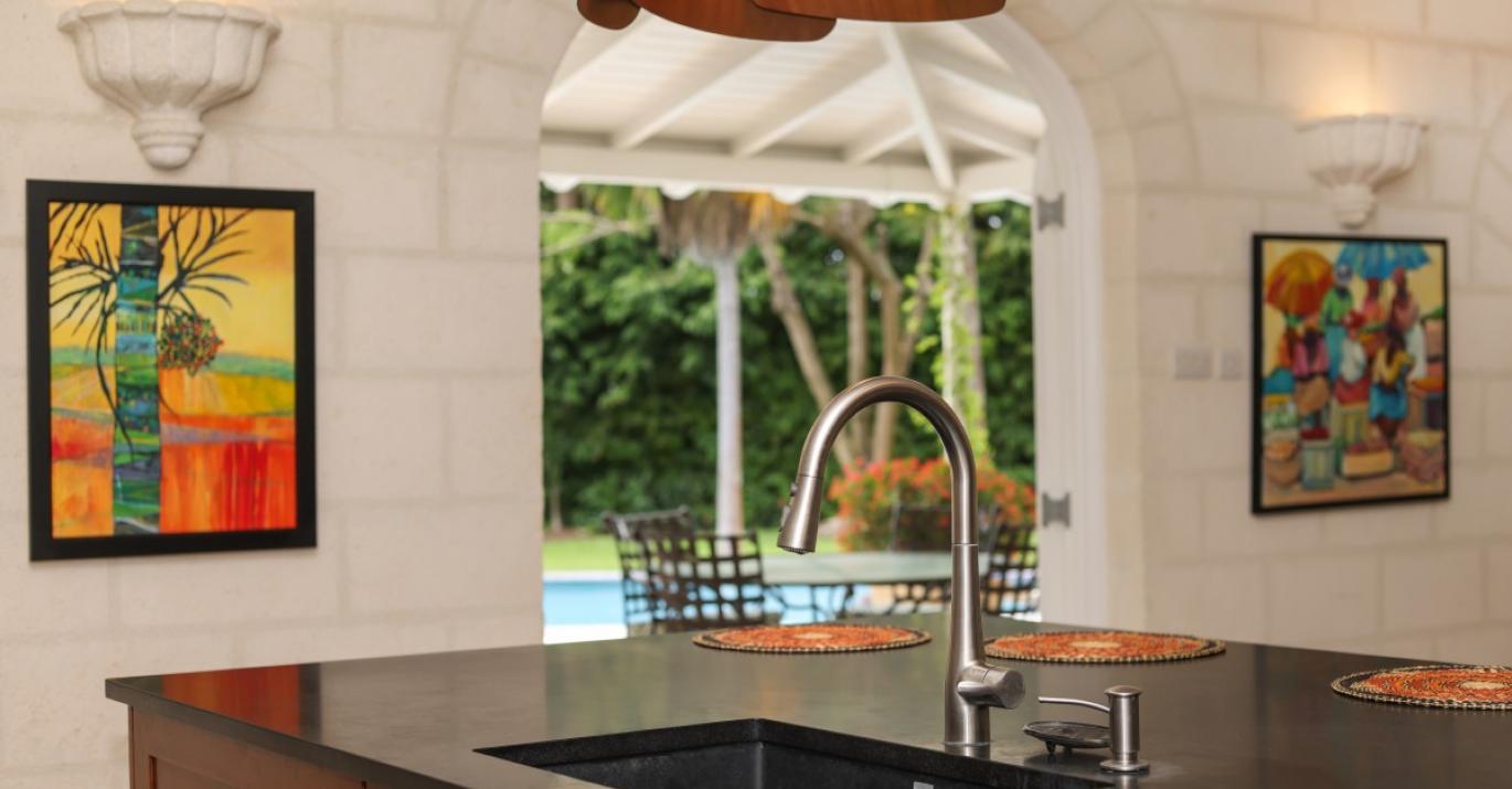 villa rosa kitchen sink