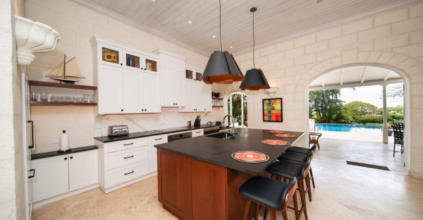 villa rosa kitchen
