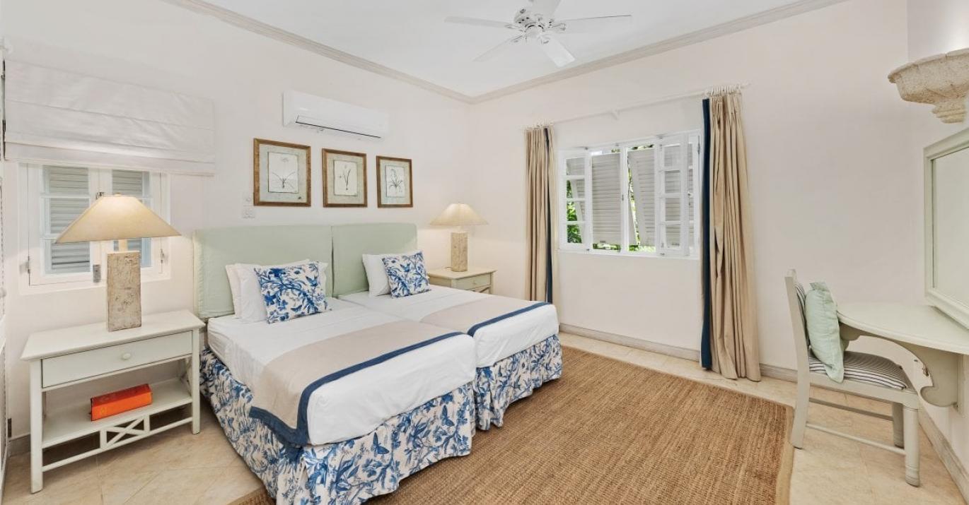 villa rosa twin beds
