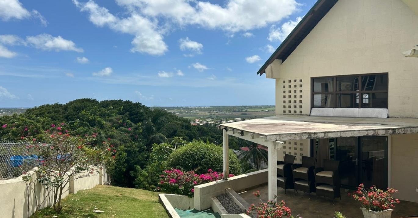 The Mount elevated countryside house for sale 