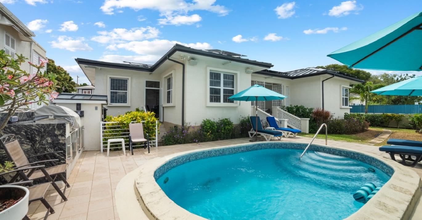 Paradise Villa beachfront holiday rental platinum west coast Barbados