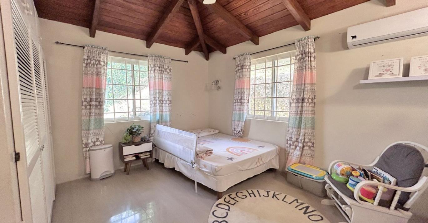 Casa de Roca Bedroom 2