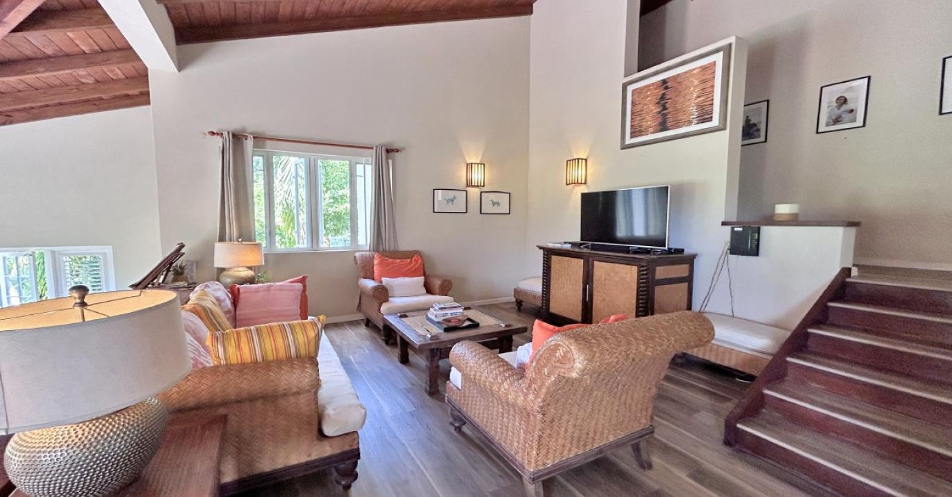 Casa de Roca Upper TV Room