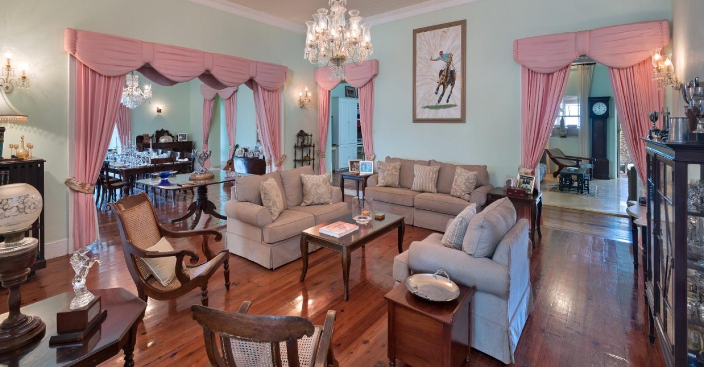 Apes Hill Great House Living2