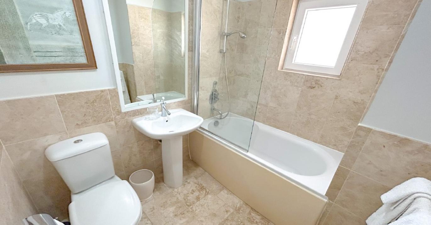 El Sol 5 G tub shower