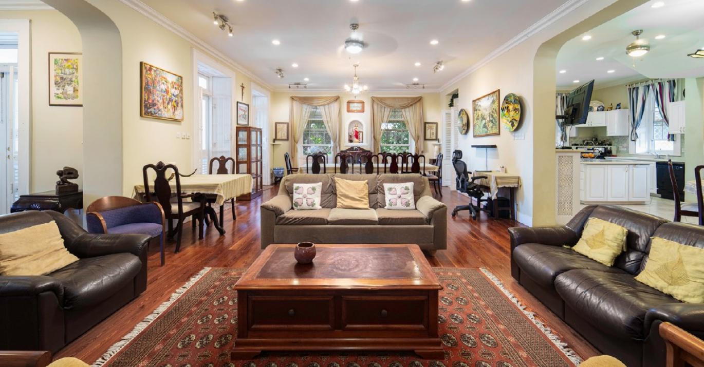 Glenaire Formal Living C