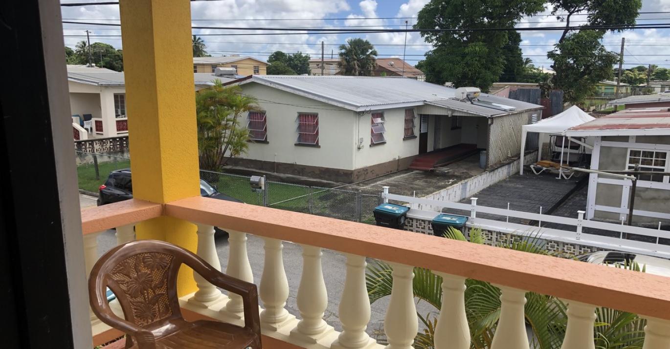 1st Avenue Grazettes Patio