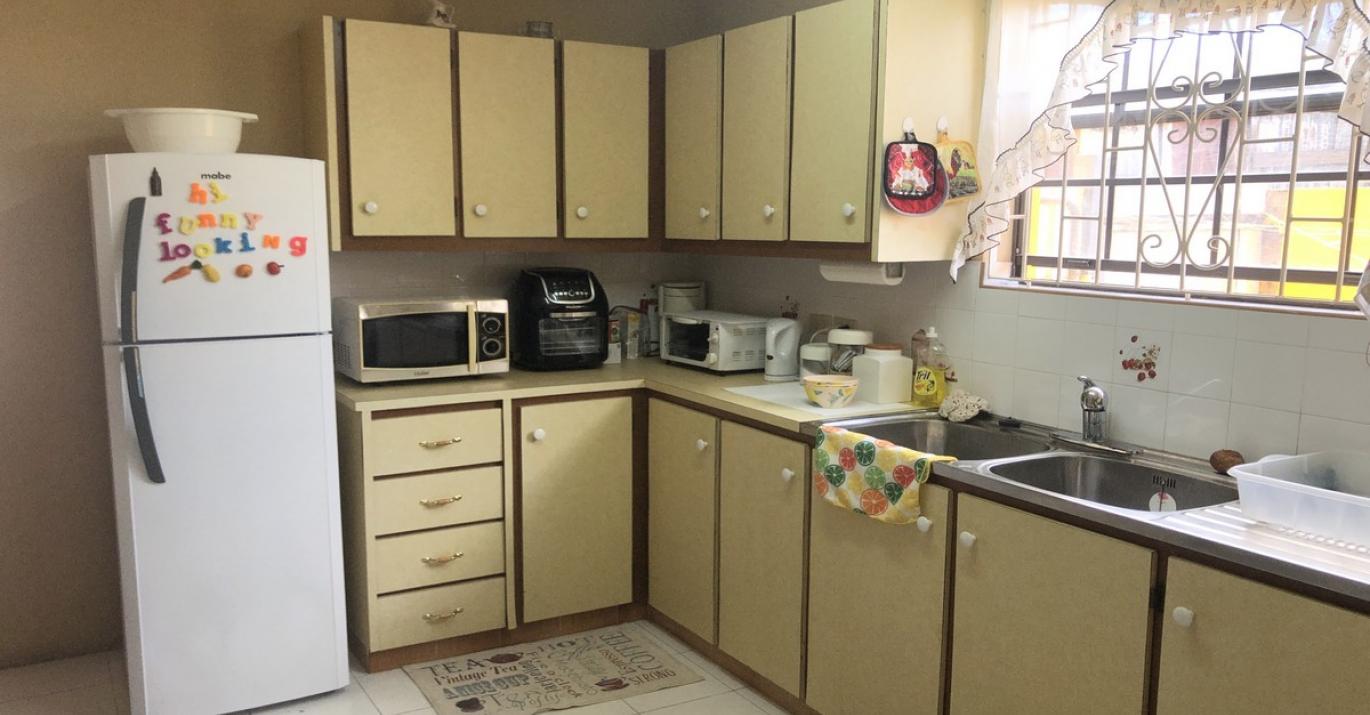 1st Avenue Grazettes Kitchen