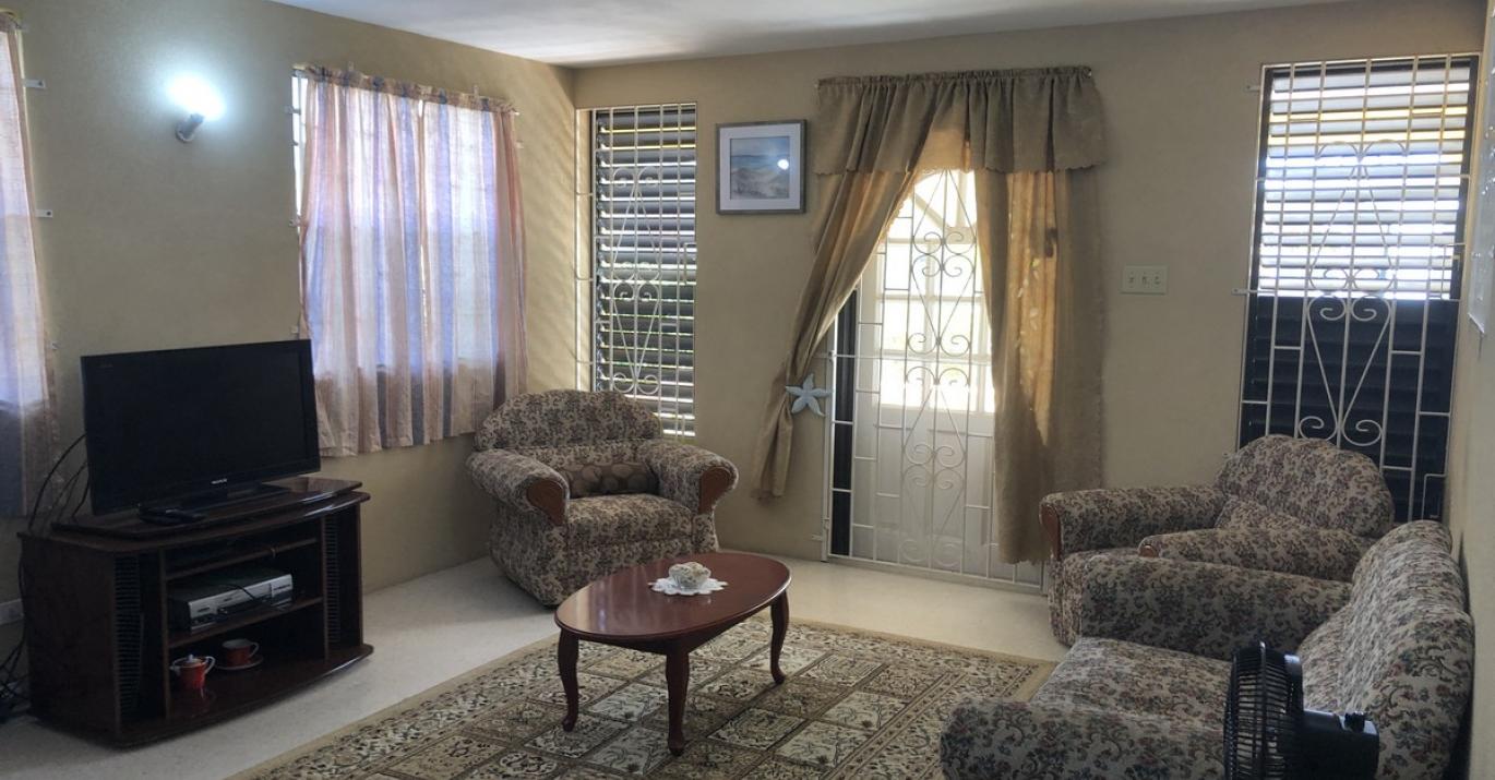 1st Avenue Grazettes Living