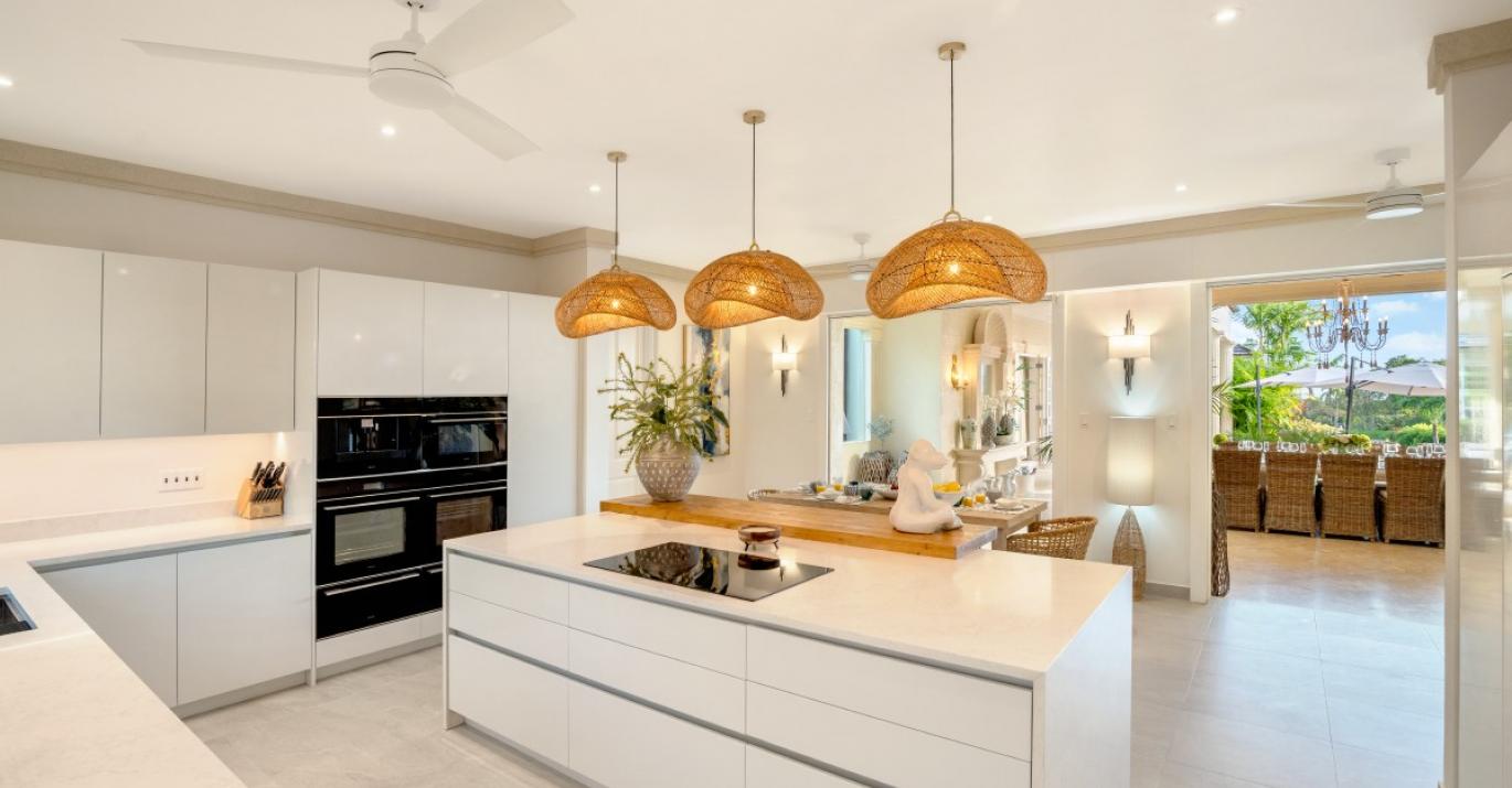Hummingbird Kitchen 18D