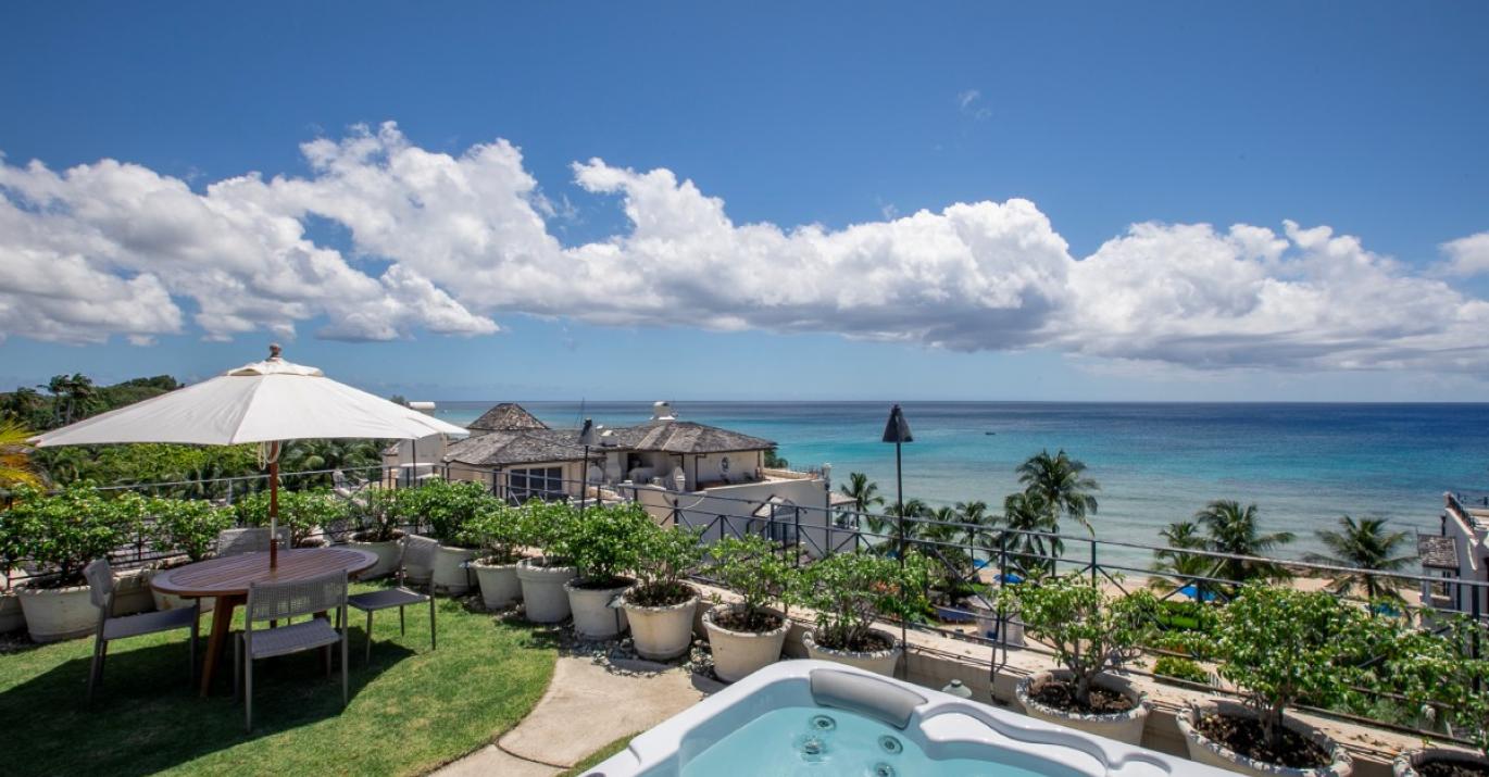 SB401 beachfront roofdeck