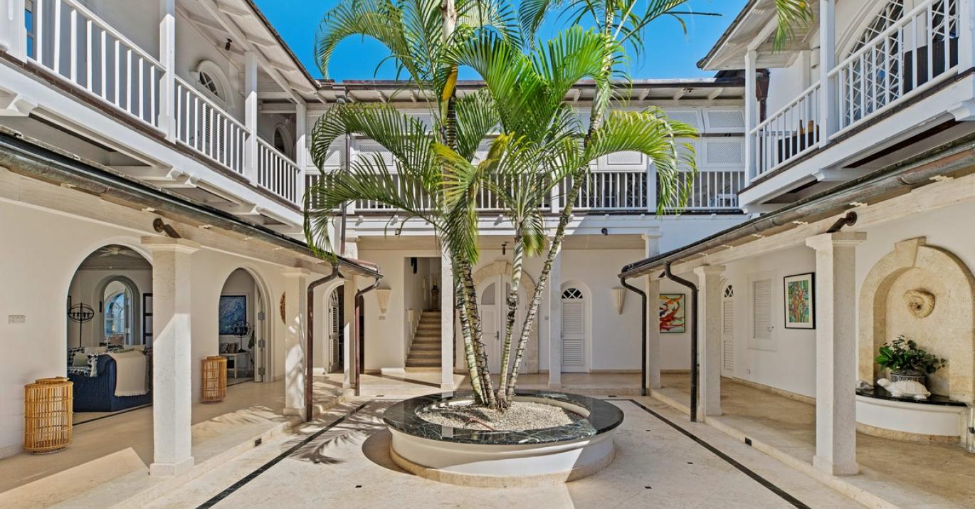 Sand Dollar Courtyard