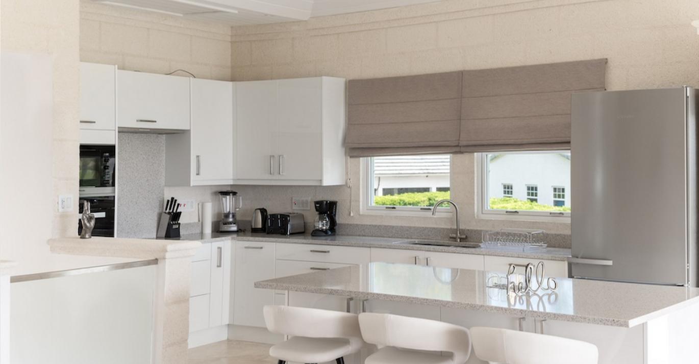 Sugar Cane Mews 1 Kitchen Breakfast Bar