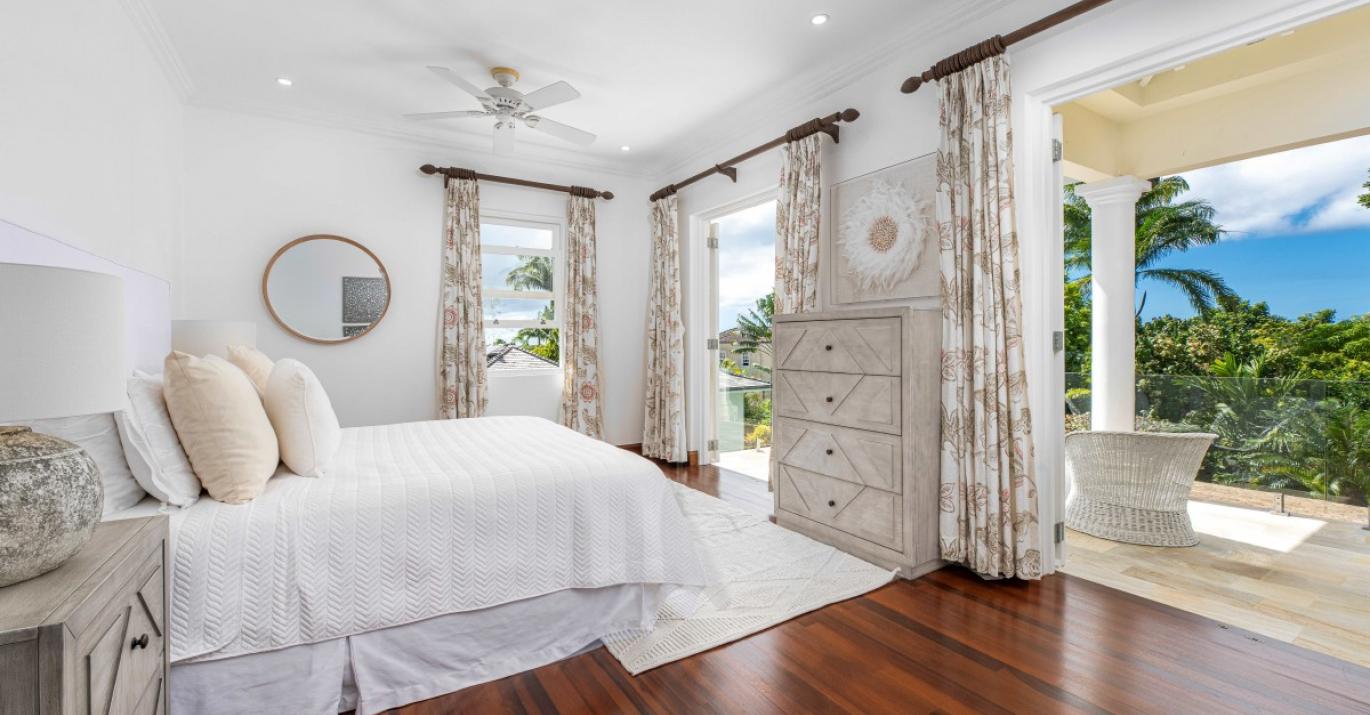 Westland9 Upstairs guest room1