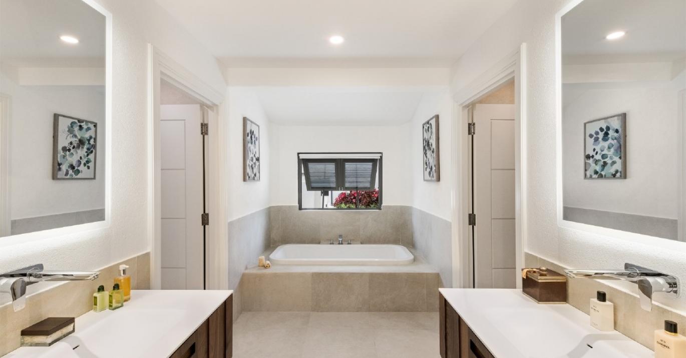 buttsbury cottage bathroom