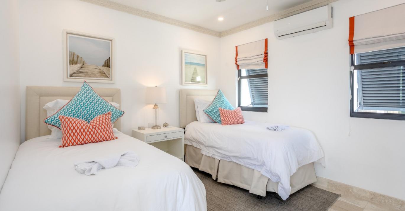 Dolphin Villa Twin Bedroom