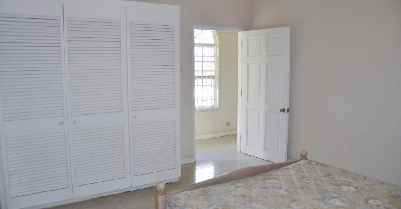 maynards 185 bed closets
