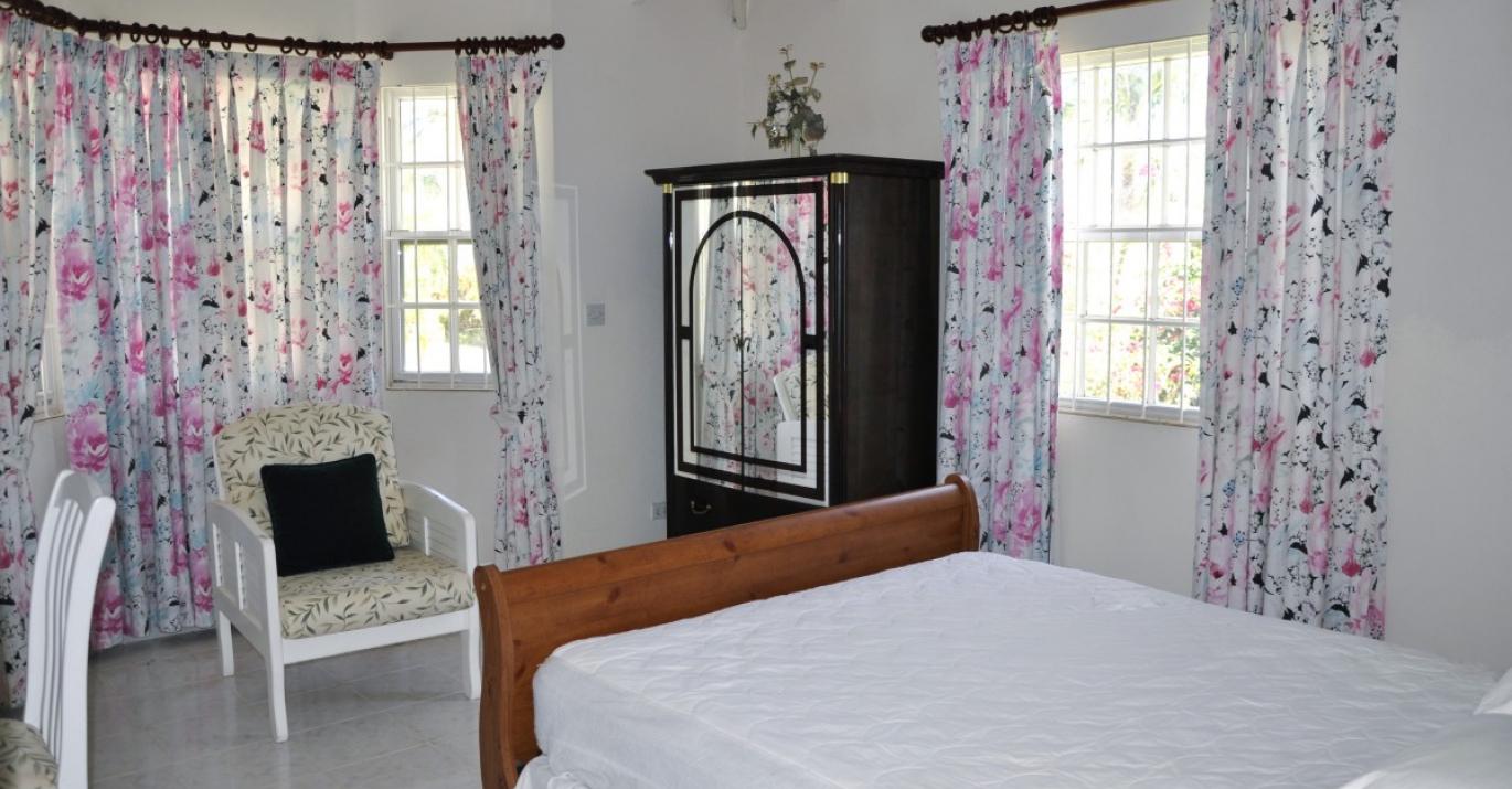 maynards 185 main level bedroom