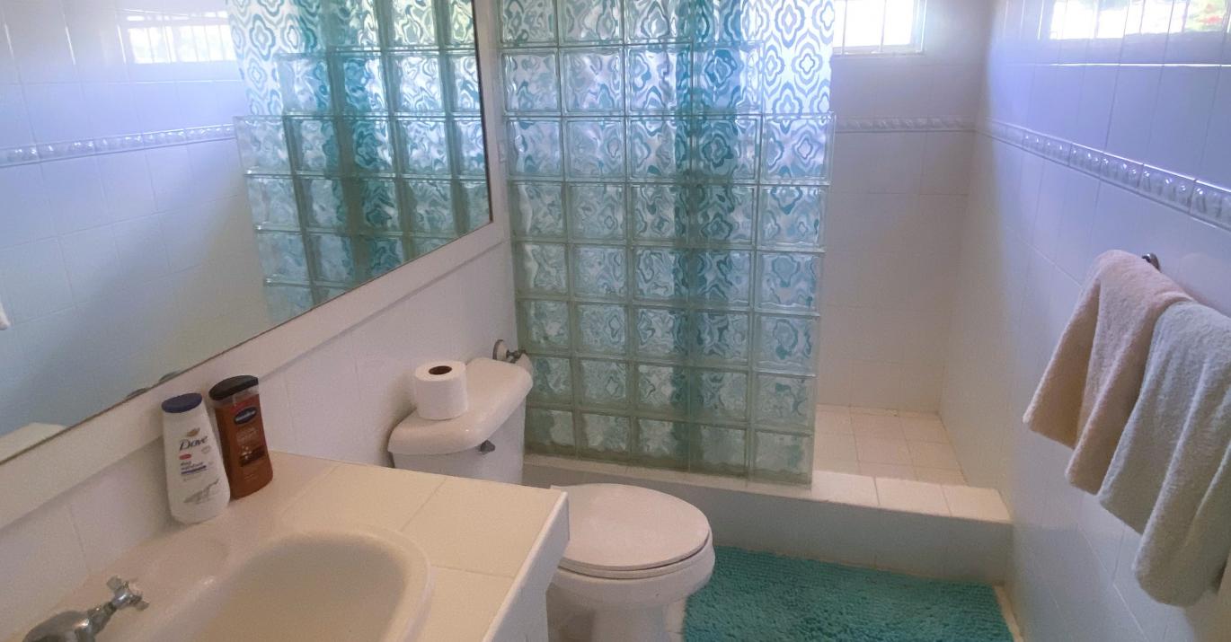 maynards 185 shared bathroom