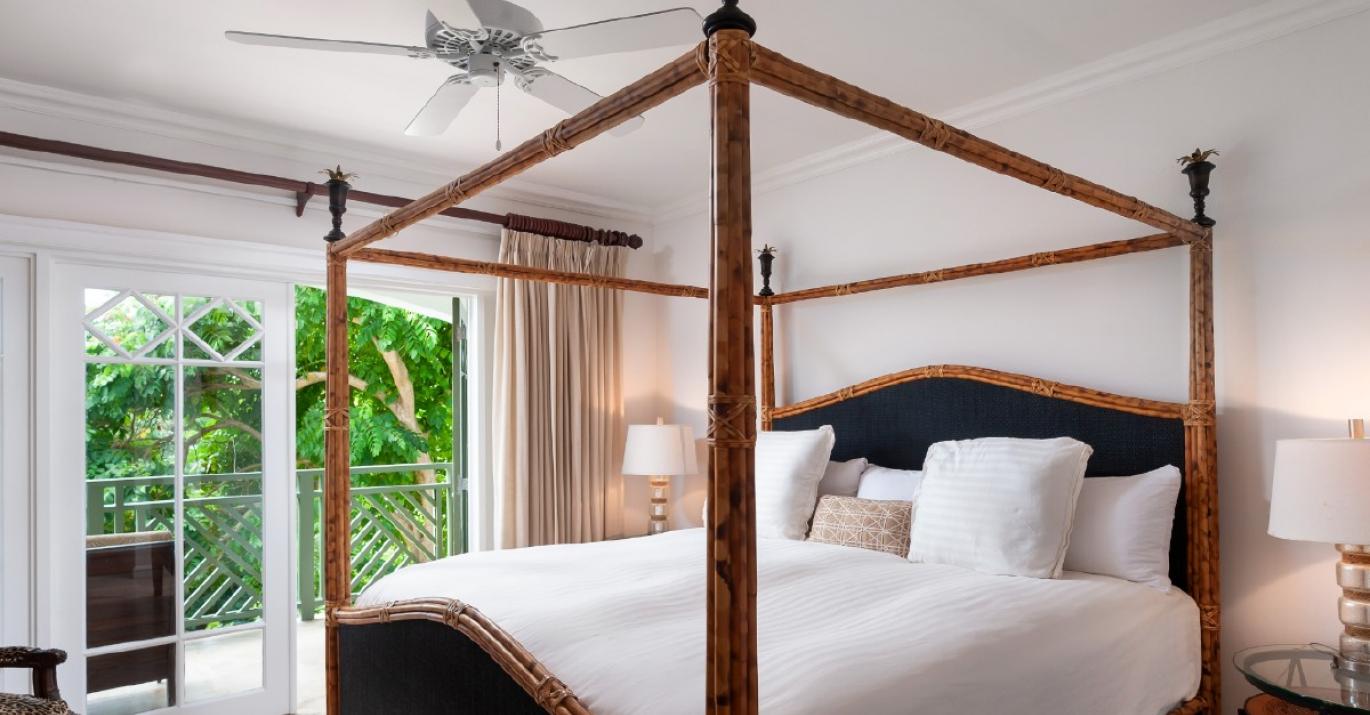 sweet dream canopy bed