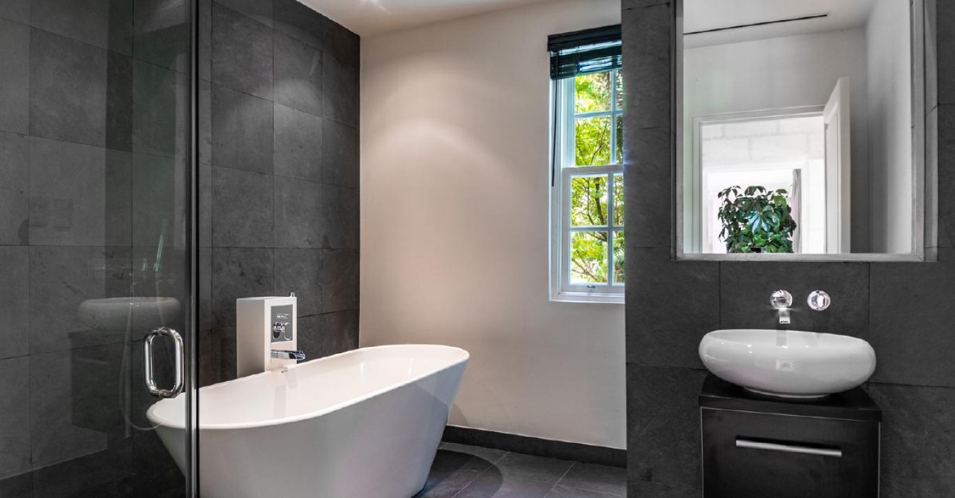 westland 8 bathroom