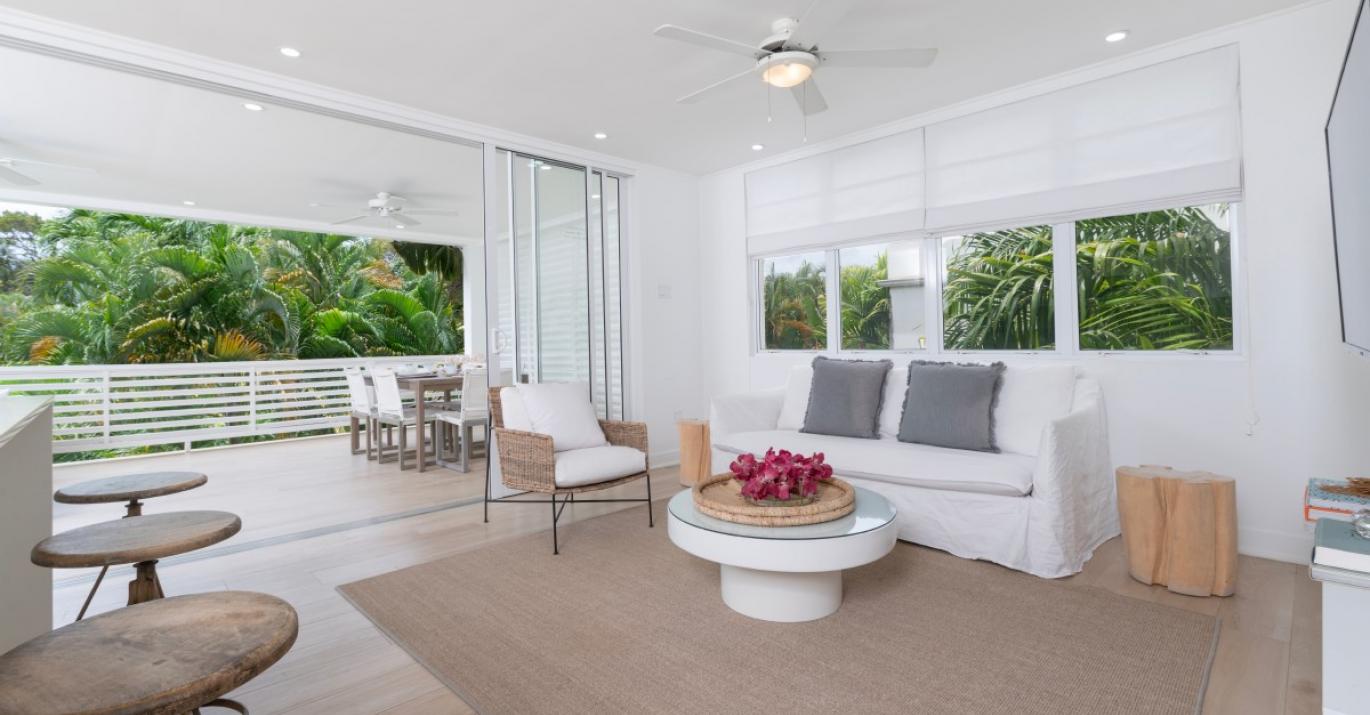 Mullins Grove Unit G1-6 upgraded apartment for sale near Mullins beach